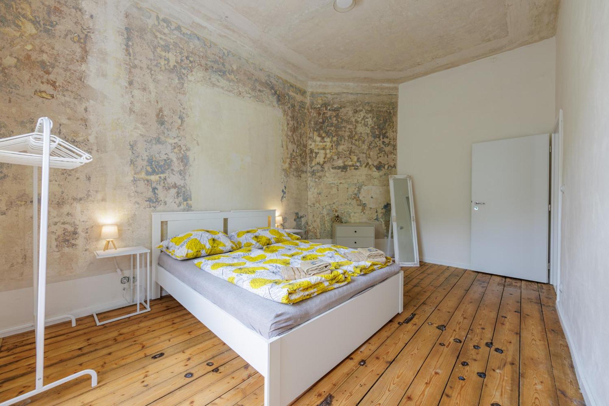Design Apartment In The Heart Of Κάρλοβι Βάρι Εξωτερικό φωτογραφία